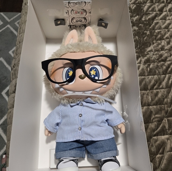 Pop Mart THE MONSTERS FLIP WITH ME Vinyl Plush , Doll Used For Display Only - Picture 5 of 7